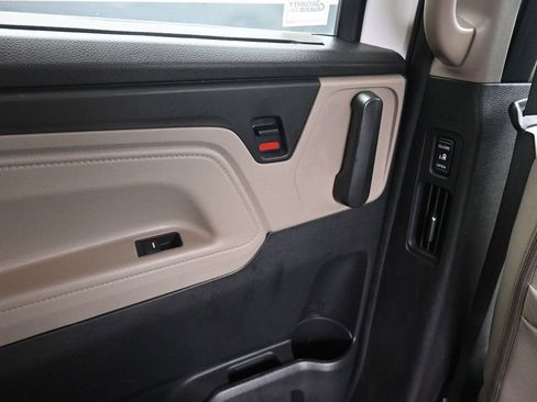 Used 2024 Honda Odyssey EX-L image 47