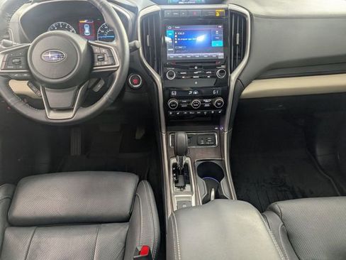 Used 2022 Subaru Ascent Touring AWD/4WD image 27