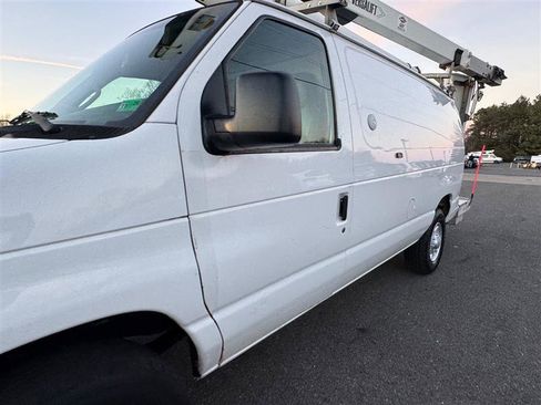 Used 2011 Ford E-350 and Econoline 350 Super Duty w/ PWR Group image 12