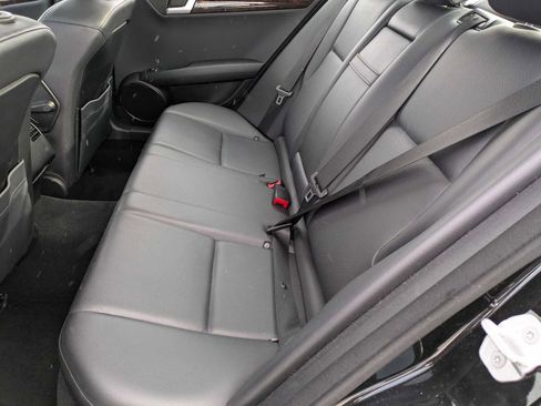 Used 2013 Mercedes-Benz C 300 Sport image 19