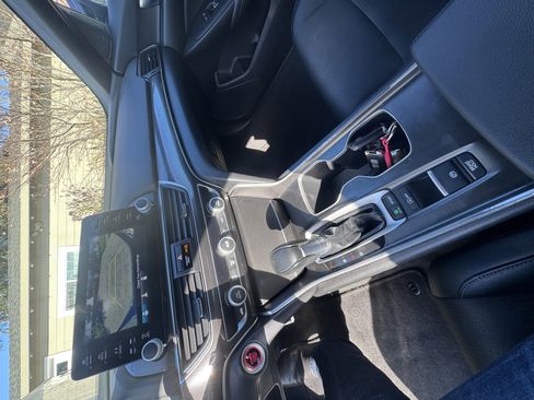 Used 2021 Honda Accord Sport image 12