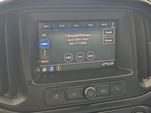 Used 2021 Chevrolet Colorado W/T w/ WT Convenience Package RWD image 28