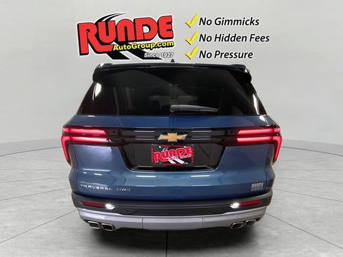 Used 2025 Chevrolet Traverse LT AWD/4WD image 5