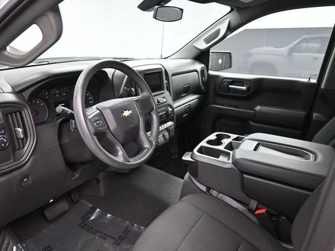 Used 2022 Chevrolet Silverado 1500 Custom image 8