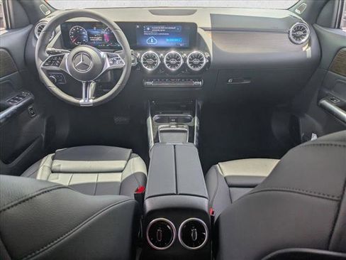 New 2026 Mercedes-Benz GLA 250 4MATIC image 13