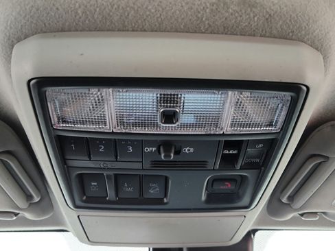 Used 2021 Toyota 4Runner Limited AWD/4WD image 27