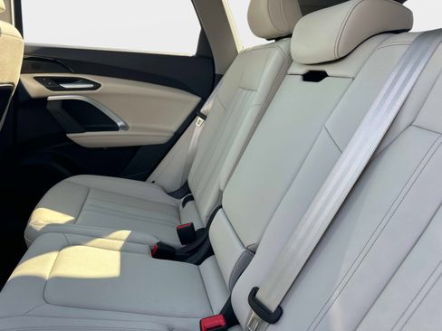 New 2025 Audi Q5 Premium image 13