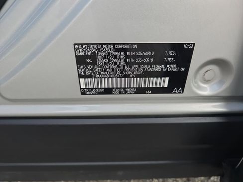 Used 2023 Toyota bZ4X XLE image 37