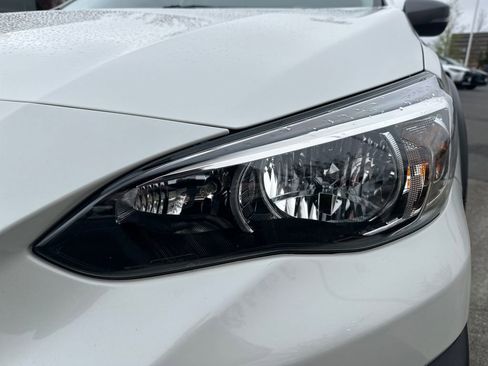 Used 2021 Subaru Crosstrek 2.5i Sport w/ Moonroof Package image 9