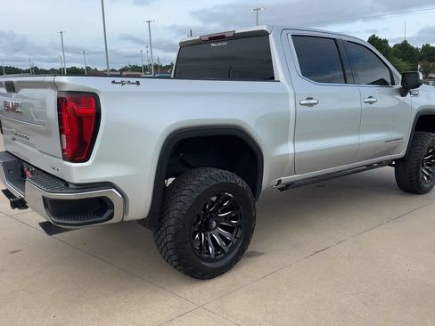 Used 2020 GMC Sierra 1500 SLT AWD/4WD image 9