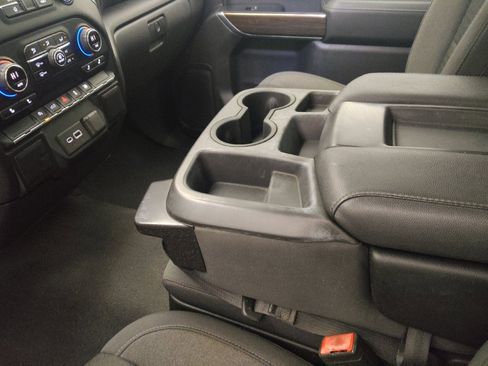 Used 2021 Chevrolet Silverado 1500 LT AWD/4WD image 26