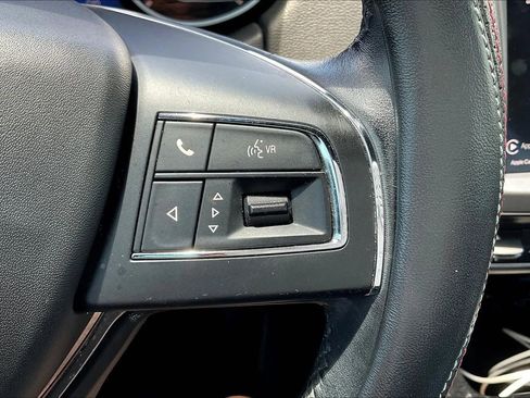 Used 2018 Maserati Levante AWD/4WD image 12