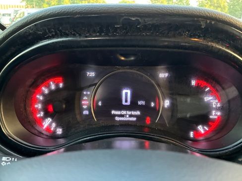 Used 2024 Dodge Durango GT AWD/4WD image 16