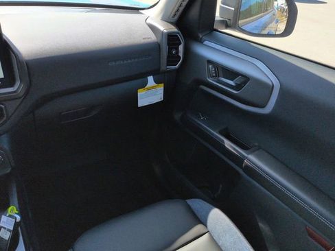 New 2025 Ford Bronco Sport Outer Banks image 17