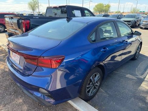 Used 2024 Kia Forte LXS FWD image 4