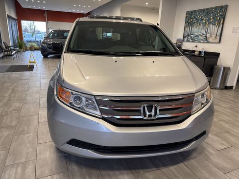 Used 2011 Honda Odyssey EX-L image 4