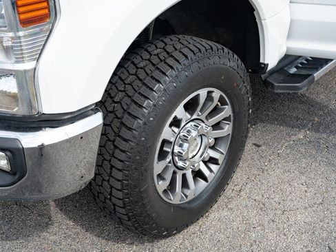 Used 2020 Ford F250 Lariat w/ Lariat Ultimate Package AWD/4WD image 10