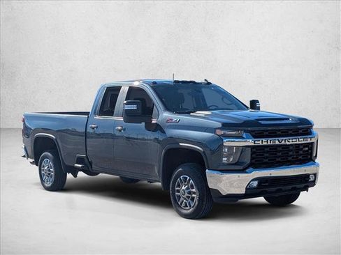 Used 2020 Chevrolet Silverado 2500 LT w/ All Star Edition image 3
