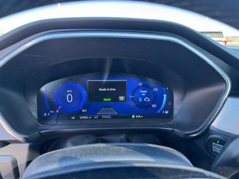 Used 2022 Ford Escape Titanium image 14