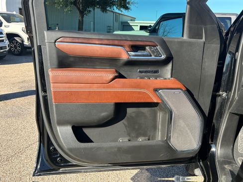 Used 2023 GMC Sierra 1500 Denali Ultimate image 29