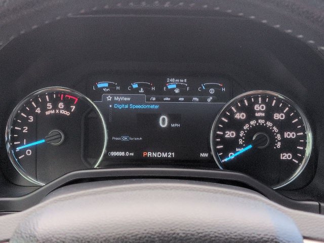 Used 2016 Ford F150 Lariat w/ Equipment Group 502A Luxury AWD/4WD image 29