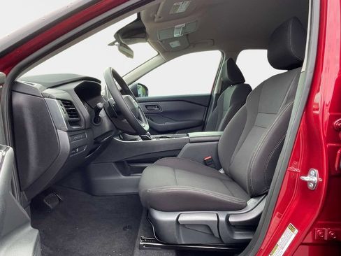 Used 2026 Nissan Rogue S FWD image 14