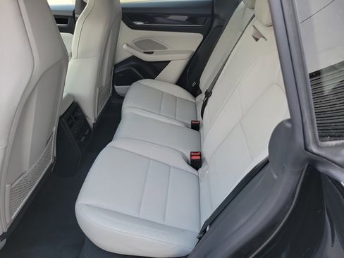 New 2026 Porsche Macan Electric image 19