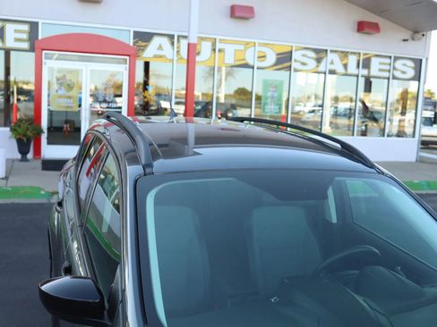 Used 2019 Ford Escape SE AWD/4WD image 46