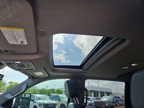 Used 2025 GMC Sierra 2500 Denali w/ Denali Reserve Package image 18