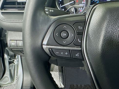 Used 2024 Toyota Camry XLE FWD image 16