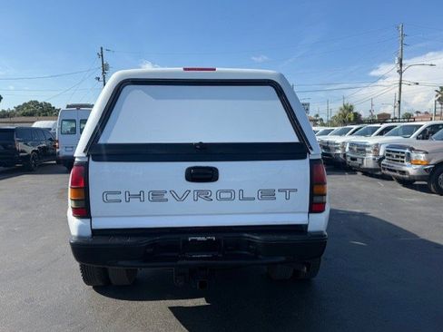 Used 2006 Chevrolet Silverado 3500 W/T w/ Heavy-Duty Power Package image 7