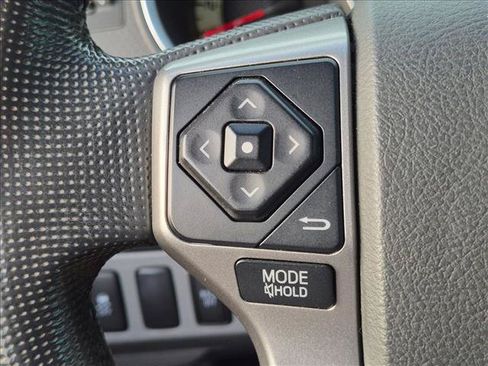 Used 2014 Toyota Tacoma 4x4 Access Cab V6 w/ SR5 Package image 16