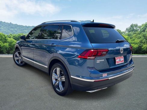 Used 2020 Volkswagen Tiguan SEL FWD image 25