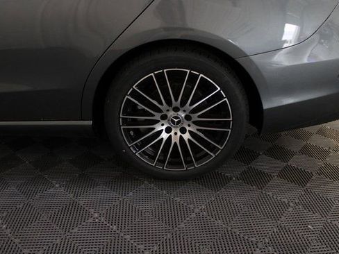 New 2025 Mercedes-Benz C 300 4MATIC Sedan image 8