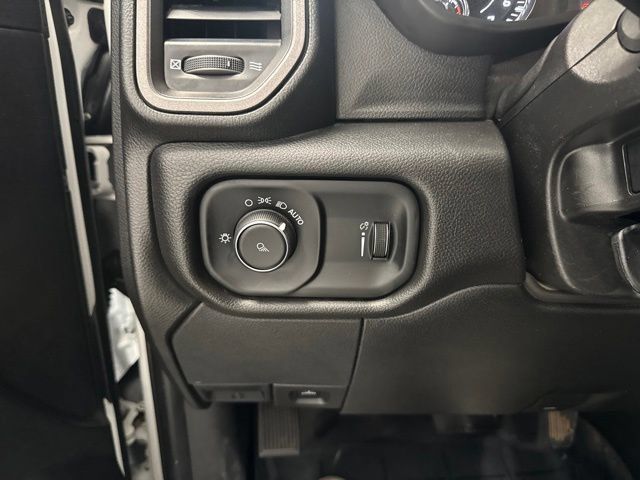 Used 2023 RAM 2500 Tradesman AWD/4WD image 29