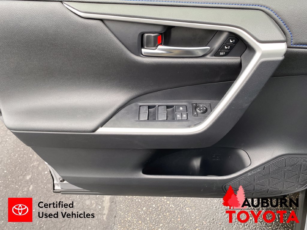 Used 2024 Toyota RAV4 XSE w/ Advanced Technology Package AWD/4WD image 10