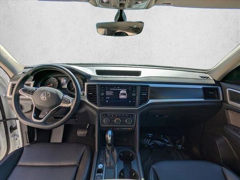 Used 2021 Volkswagen Atlas SE image 14