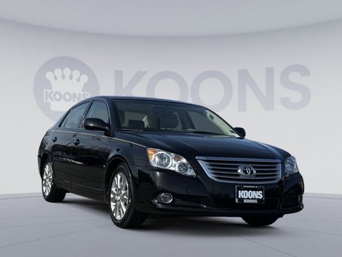 Used 2008 Toyota Avalon XLS image 10