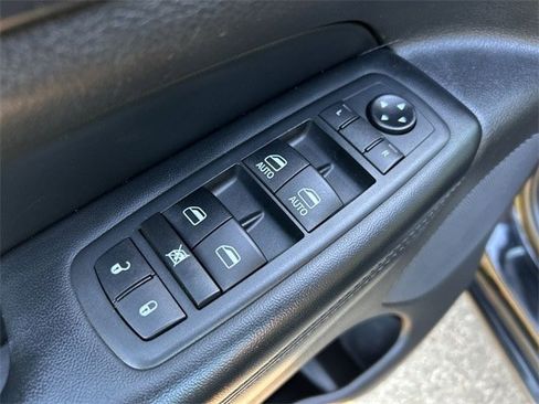 Certified 2020 Jeep Grand Cherokee Altitude image 16