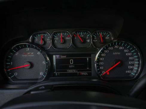 Used 2018 Chevrolet Silverado 1500 LT w/ Texas Edition AWD/4WD image 47