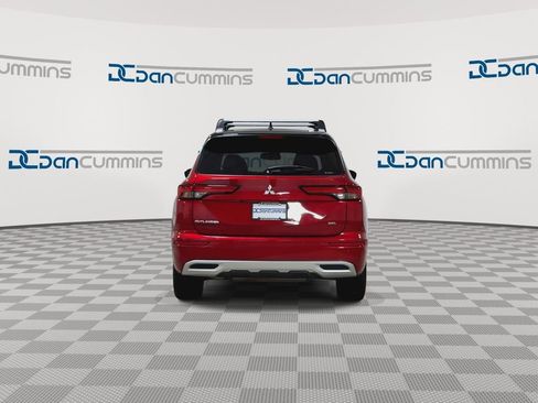Used 2024 Mitsubishi Outlander SEL AWD/4WD image 7