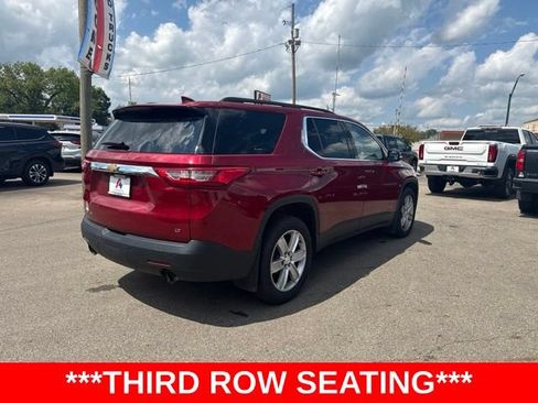 Used 2019 Chevrolet Traverse LT w/ LPO, Blackout Package AWD/4WD image 3