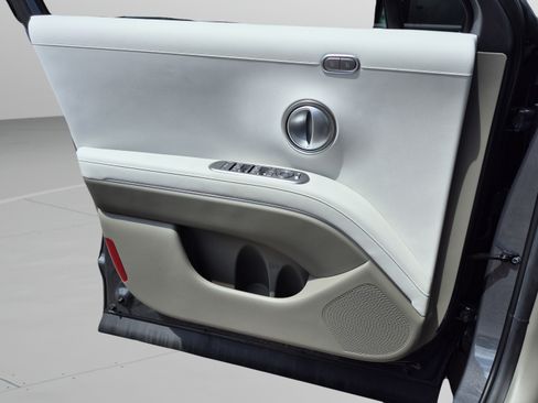 New 2026 Hyundai Palisade SEL Premium FWD image 25