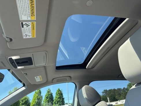 Used 2024 Honda CR-V EX-L image 13