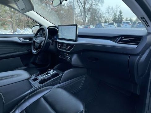 Used 2023 Ford Escape Platinum image 29