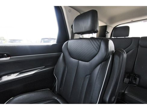 Used 2024 Hyundai Palisade SEL FWD image 14