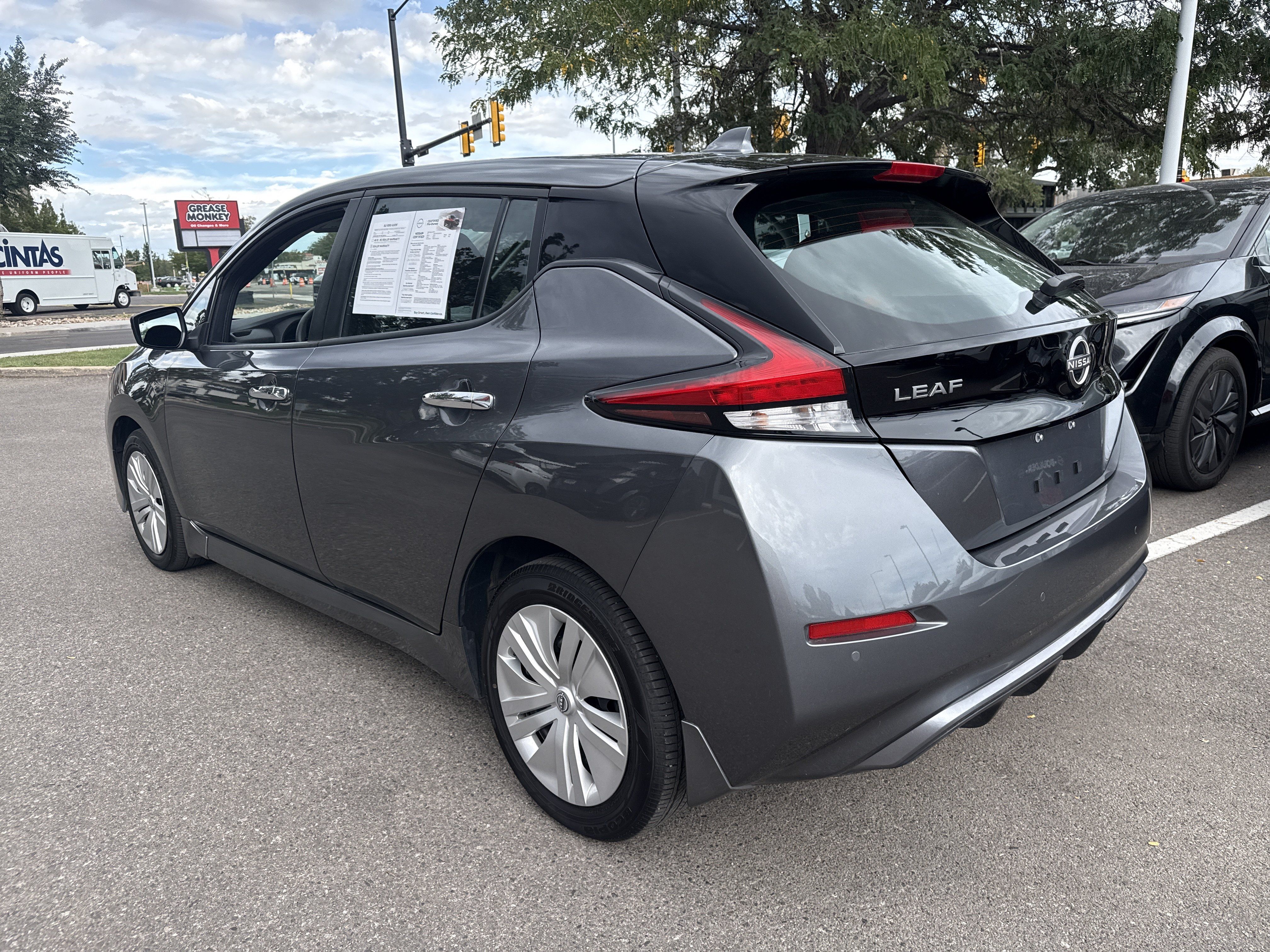 Certified 2025 Nissan Leaf S FWD image 9