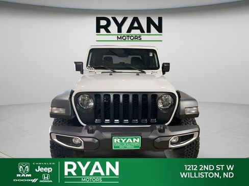 Used 2023 Jeep Gladiator Sport w/ Trailer Tow Package image 5