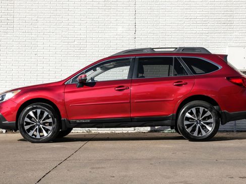 Used 2017 Subaru Outback 2.5i Limited image 11