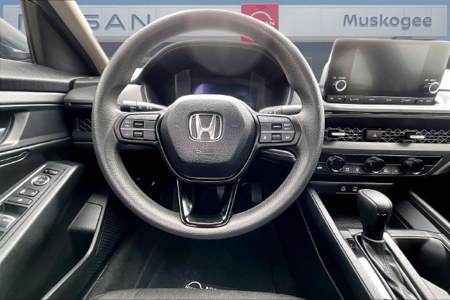 Used 2025 Honda Accord SE image 8